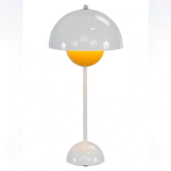 &Traditon Flowerpot Lamp in white and yellow - Picture 6 of 6
